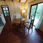 Cabana A Orilla Del Rio Liucura