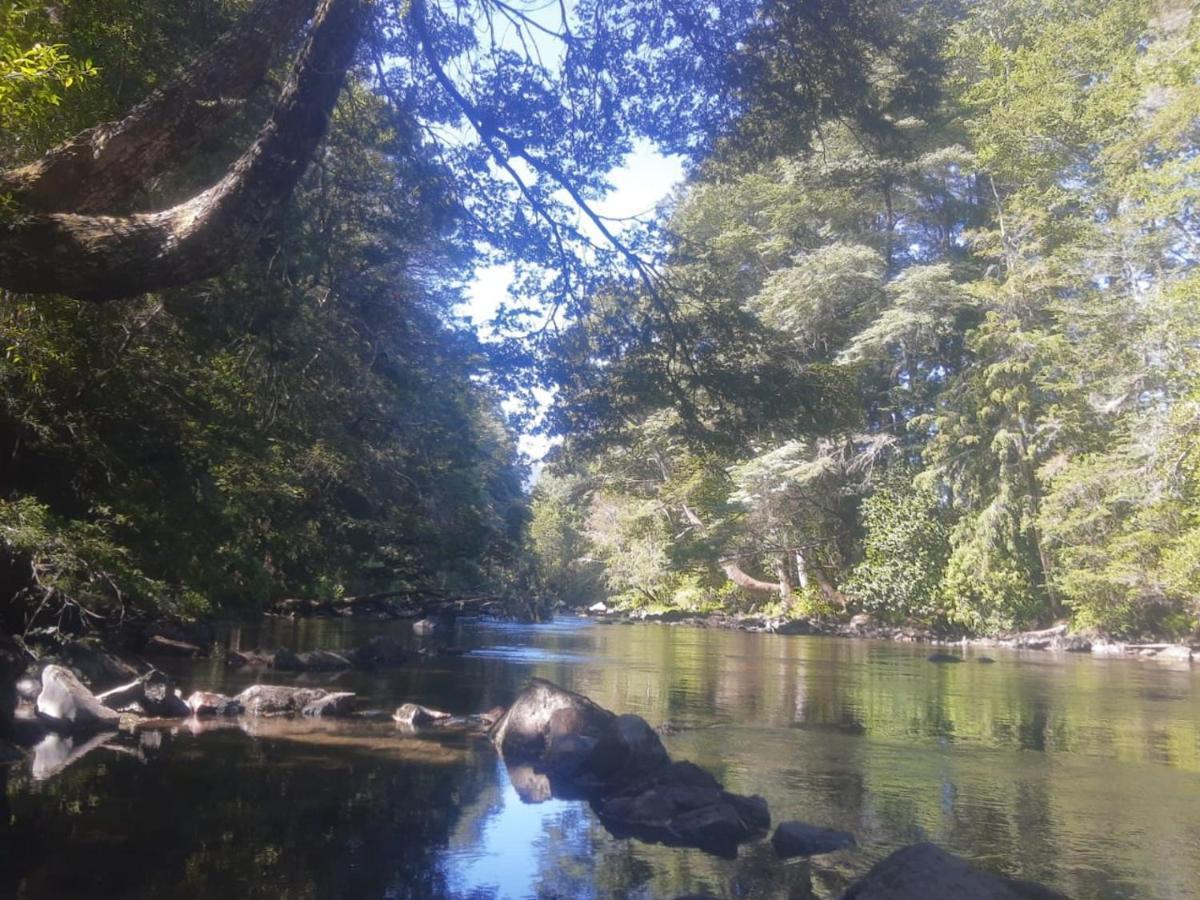 Chalé A Orilla Del Rio Liucura